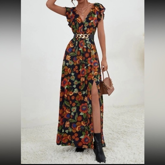 Floral maxi dress with a slit size medium - Picture 4 of 12